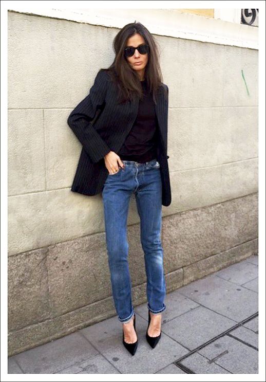 Street Style: Barbara Martelo Is Casual Chic In Classic Pieces | Le ...