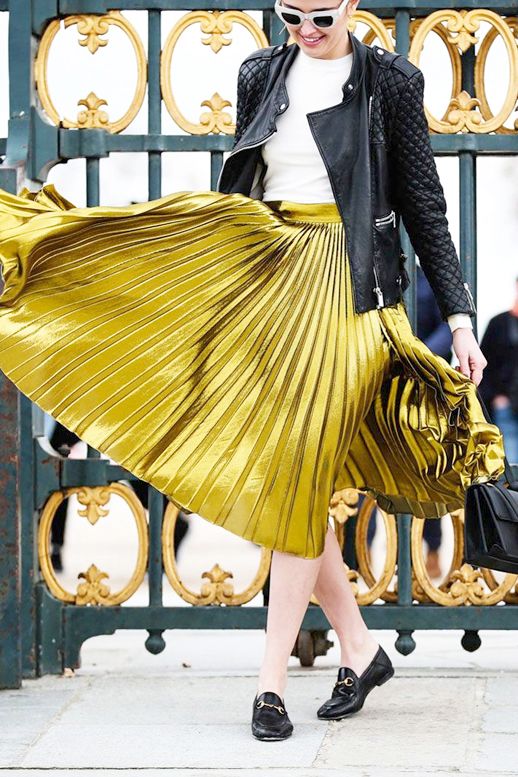 Gold Pleated Skirt Quilt | tyello.com