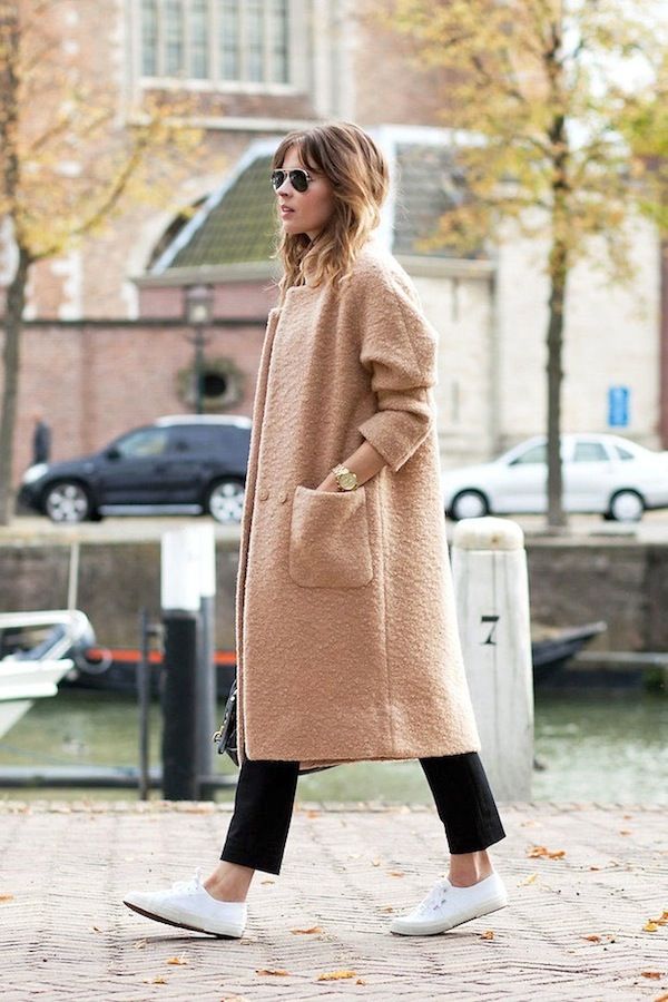 Le Fashion: 3 Minimal Chic Ways To Wear A Textured Camel Coat