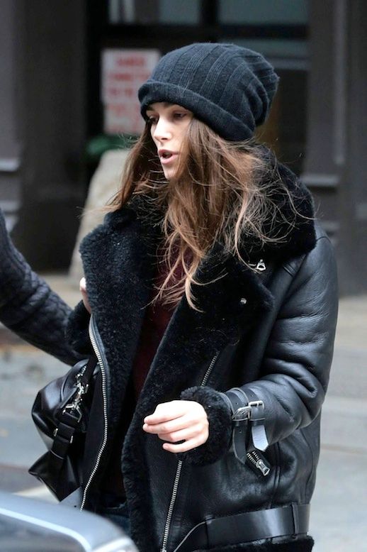 Keira Knightley Shows How To Style A Shearling Leather Jacket | Le ...