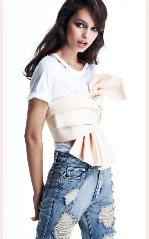 Le Fashion: THE NEW WAY TO WEAR A BUSTIER