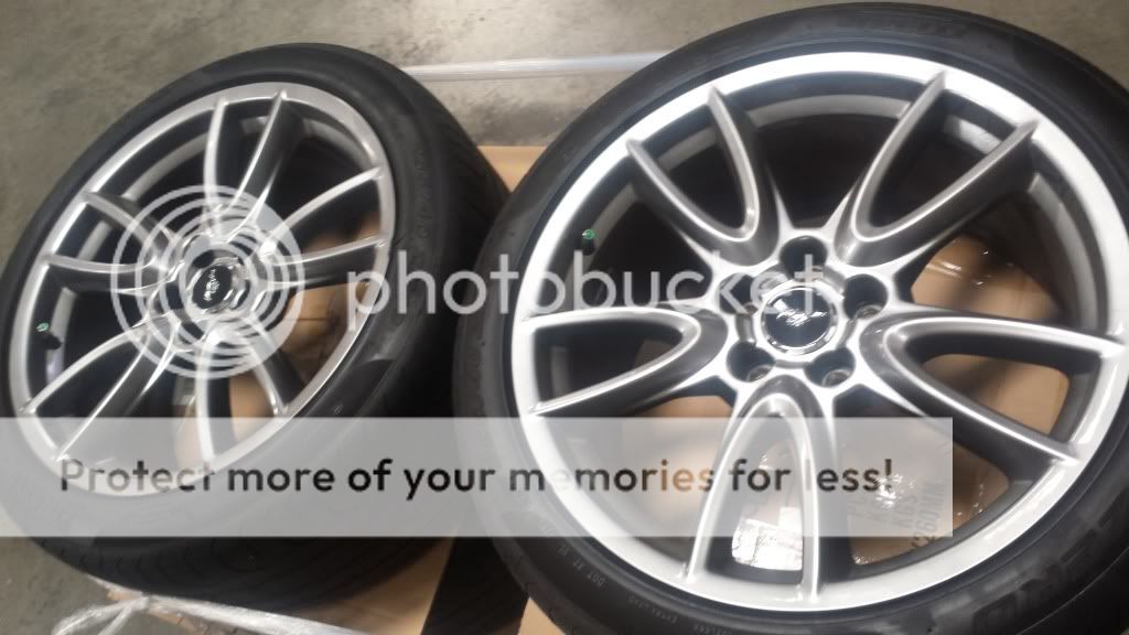2011 2013 Ford Mustang GT Brembo Track Pack 19" Wheels w Pirelli Tires